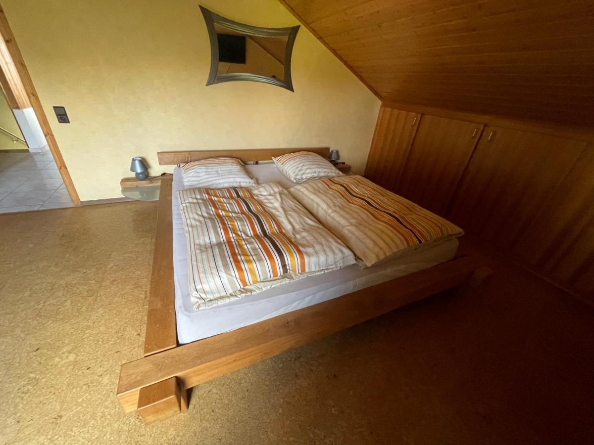 Ferienwohnung Zum Nuerburgring Munk Eksteriør billede